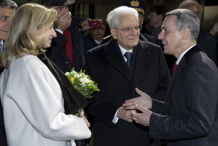 Il Presidente della Repubblica Sergio Mattarella e la Signora Laura accolti dal Presidente della Confederazione Svizzera Ignazio Cassis